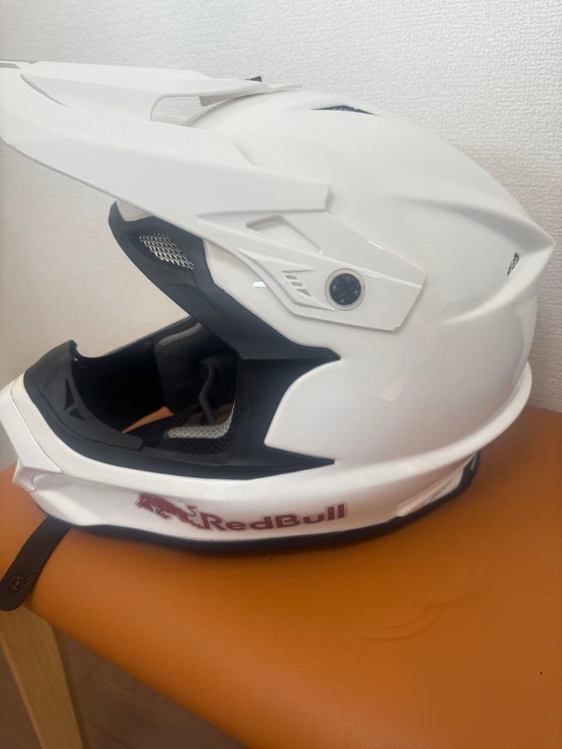 オフロードヘルメット ホワイト