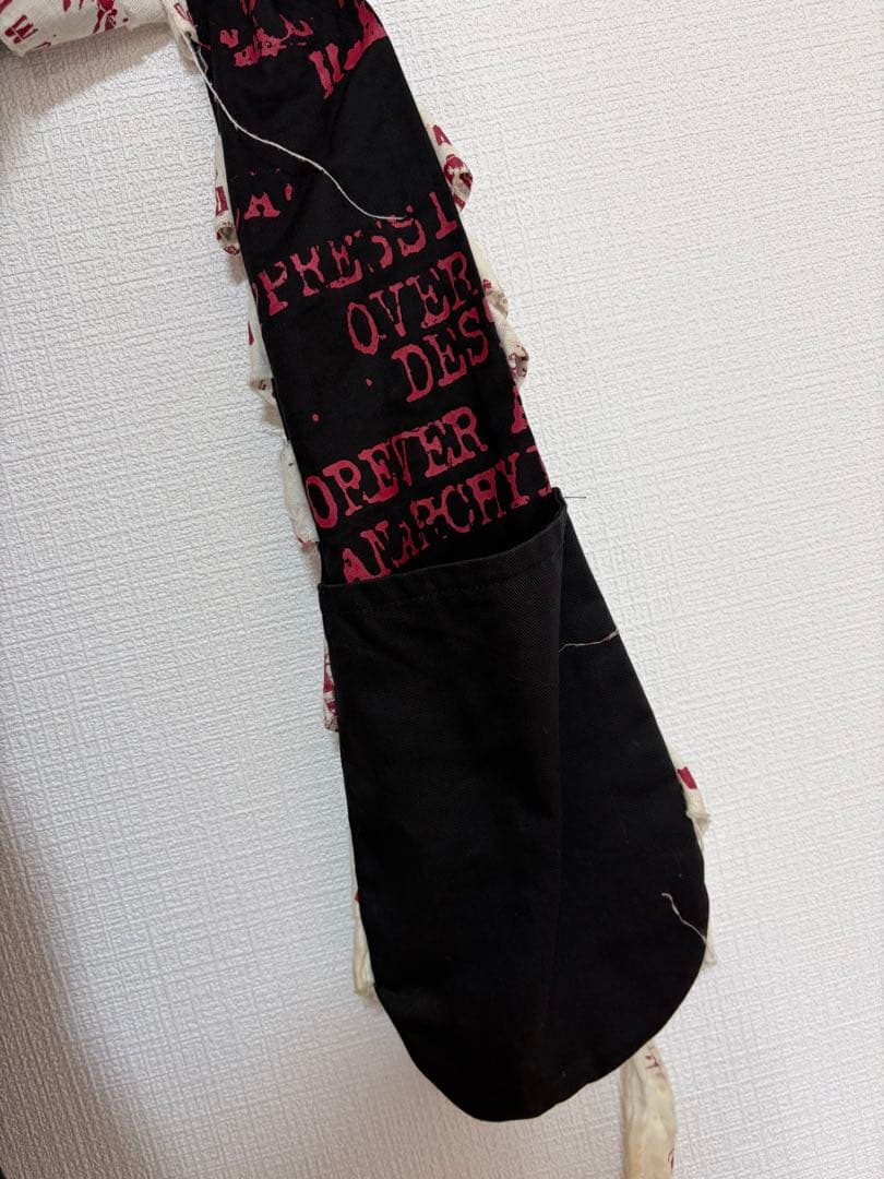 channel H 包帯マント