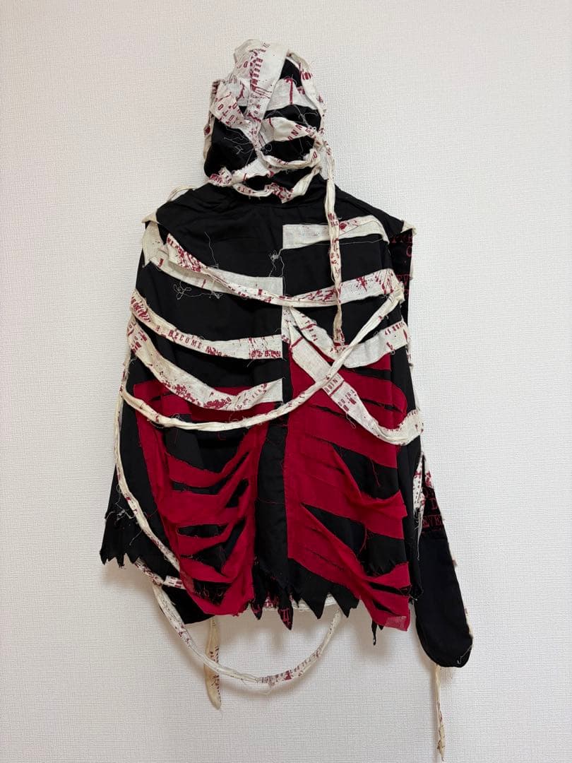 channel H 包帯マント