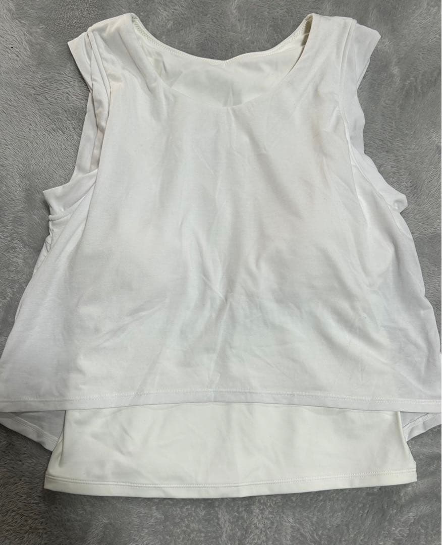 【新品未使用】【SUKALA】ショートフレアタンクトップ　ホワイト　Sサイズ