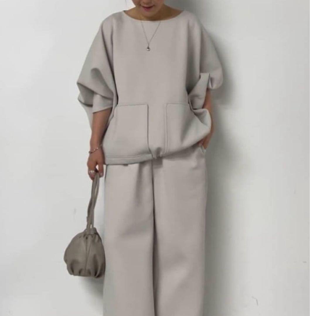 ビアズリー　リップルダンボール トップス　グレージュ　　今季新品