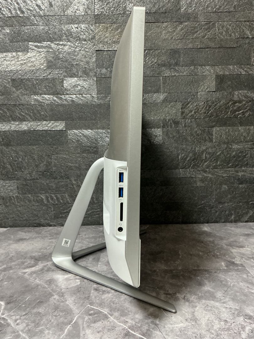 LENOVO 一体型パソコン 第７世代 新品SSD フルハイビジョン液晶