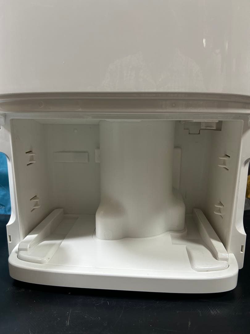 アイリスオーヤマ　除湿機　空気清浄器 DCE-120超美品