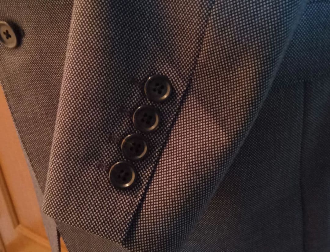 ダンヒルスーツ　未使用新品