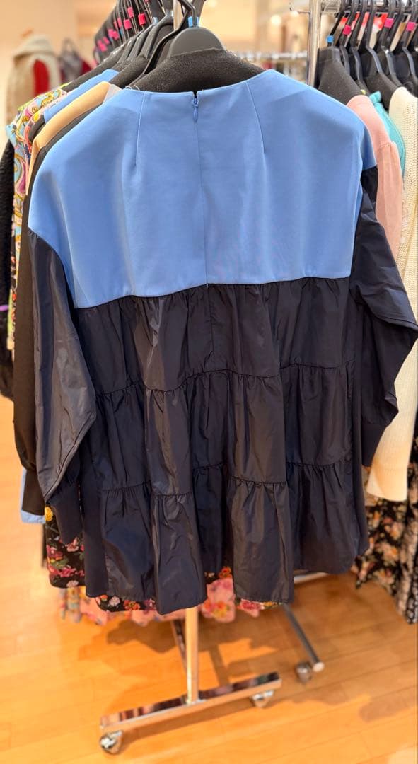 セール品、Super Beauty 長袖チュニック 42