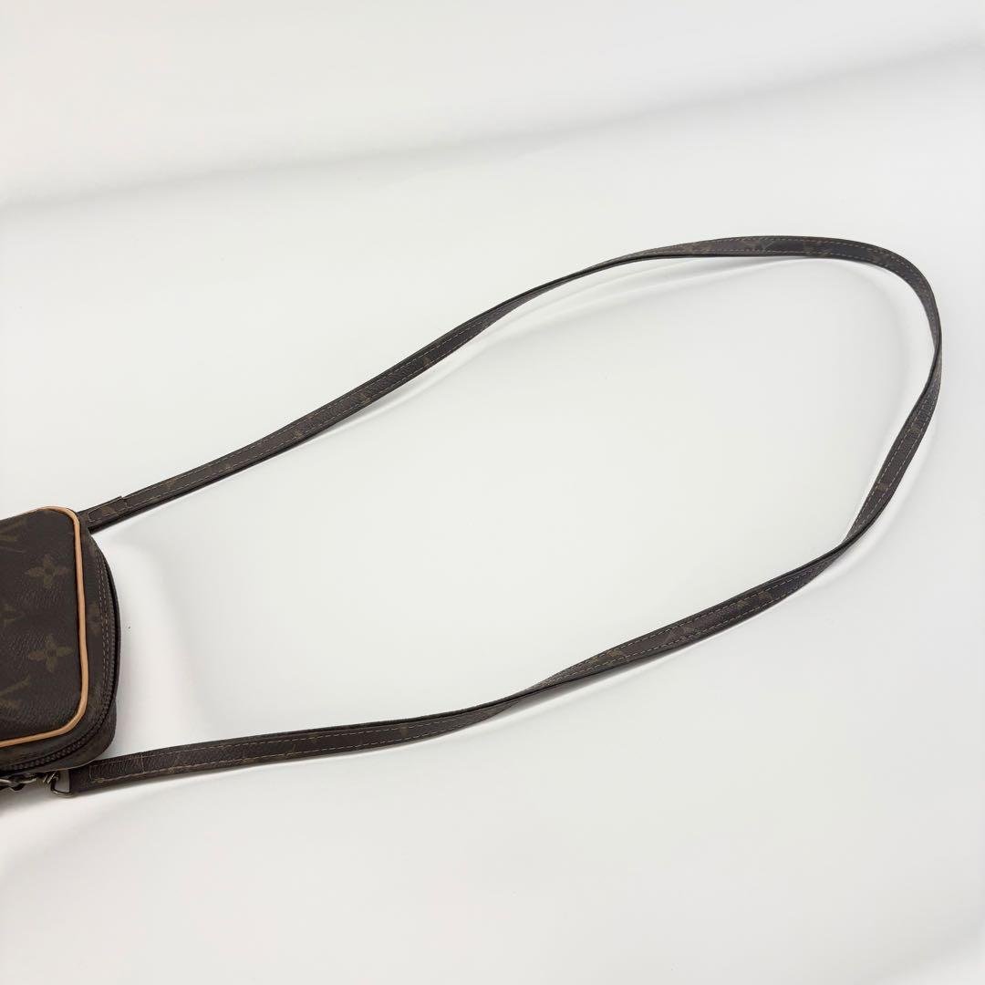 【美品】VUITTON ショルダーバック　ミニダヌーブ　モノグラム　斜め掛け