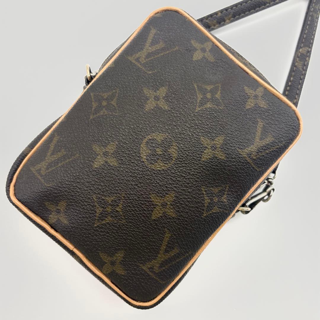 【美品】VUITTON ショルダーバック　ミニダヌーブ　モノグラム　斜め掛け