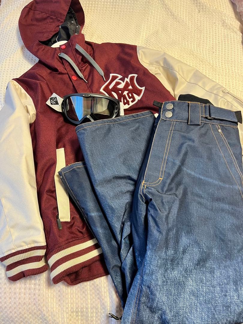 スキーウェア スノーボードウェアセット（ジャケット・パンツ・ゴーグル）