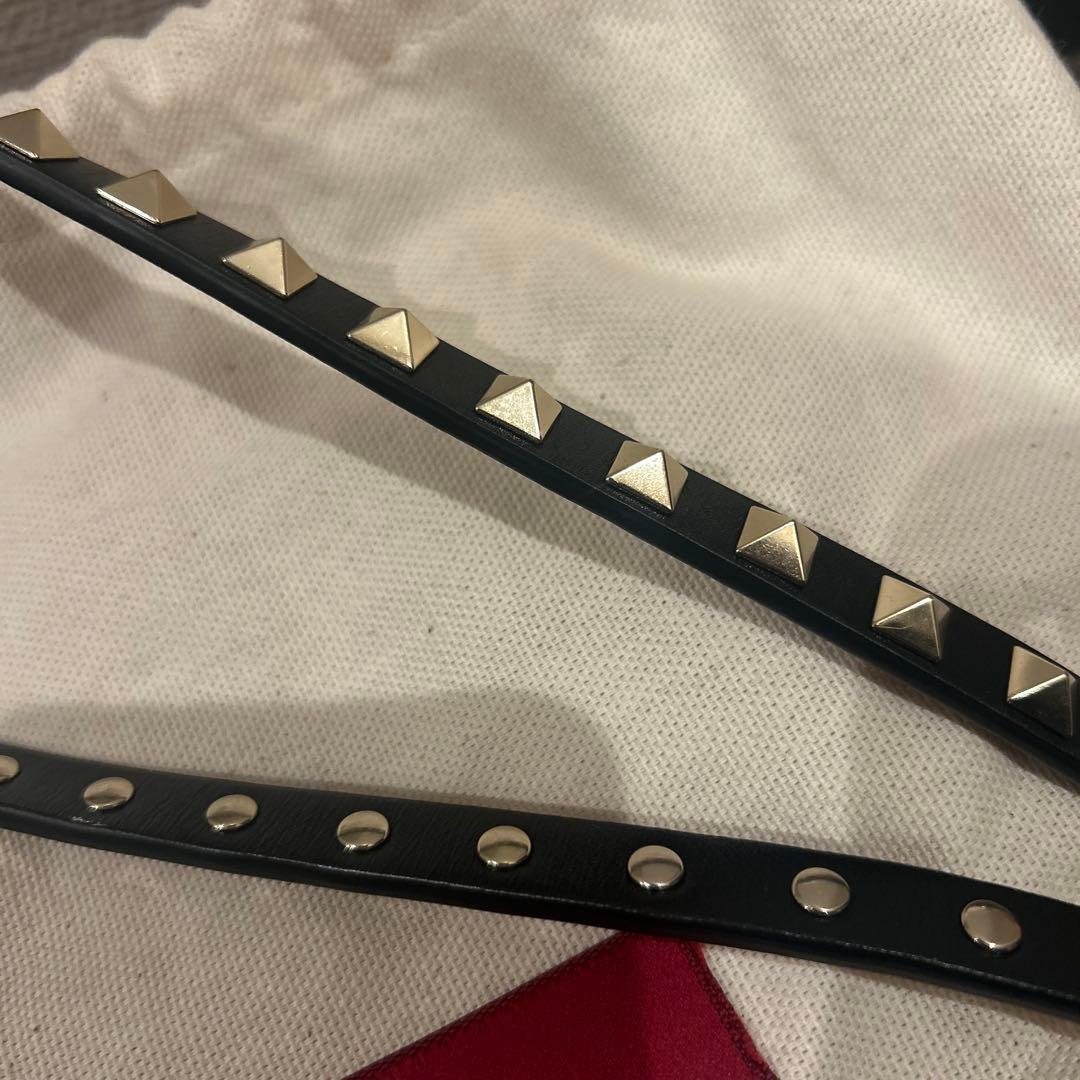 VALENTINOスタッズショルダーバック