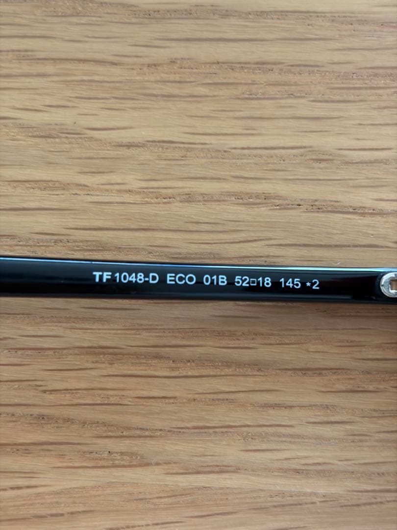 トムフォード サングラス FT1048-D/S 01B 52 TOM FORD