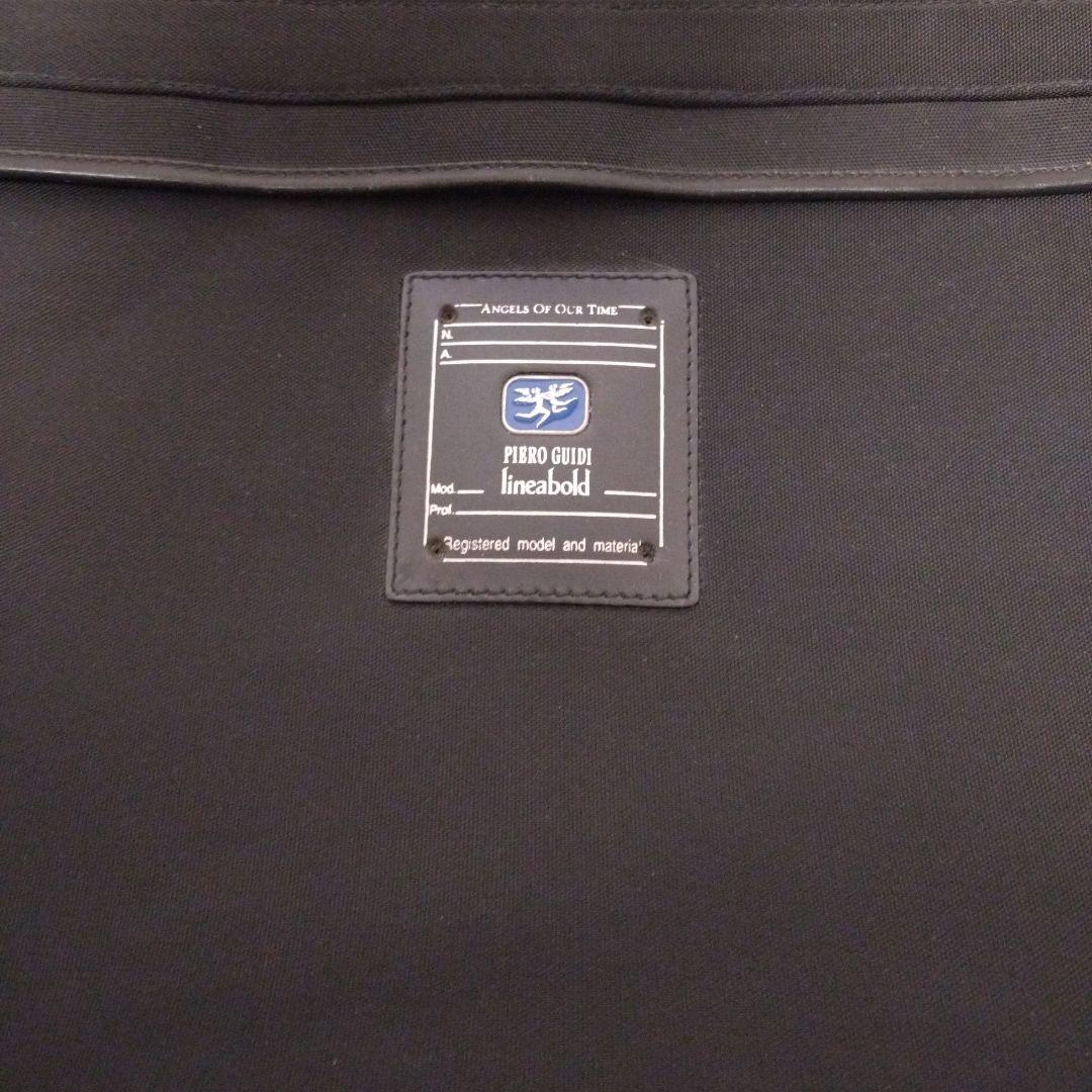 ブラックナイロンビジネスバッグ