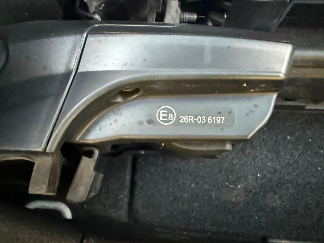 INNO ヴェゼルRU1フラッシュレール付き車　ルーフ一式