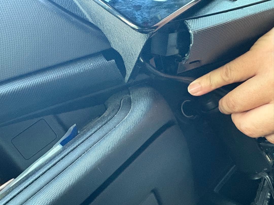 NHP10 アクア　9インチ　カーナビパネル