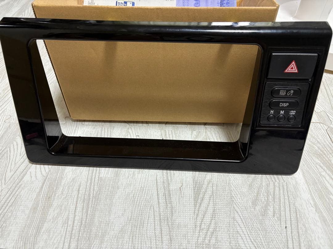 NHP10 アクア　9インチ　カーナビパネル