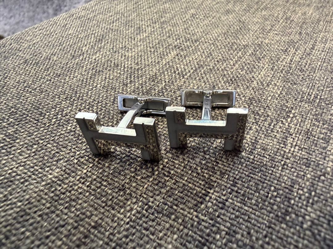 【超美品・現行品・正規品】HERMES H・オ・カレ カフス Hロゴ シルバー
