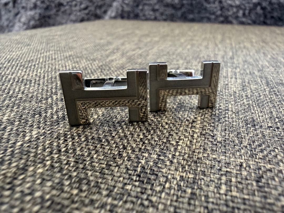 【超美品・現行品・正規品】HERMES H・オ・カレ カフス Hロゴ シルバー
