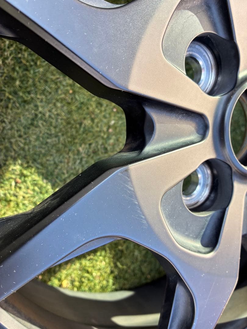 トヨタ　ヤリス　GR 16インチアルミホイール1本