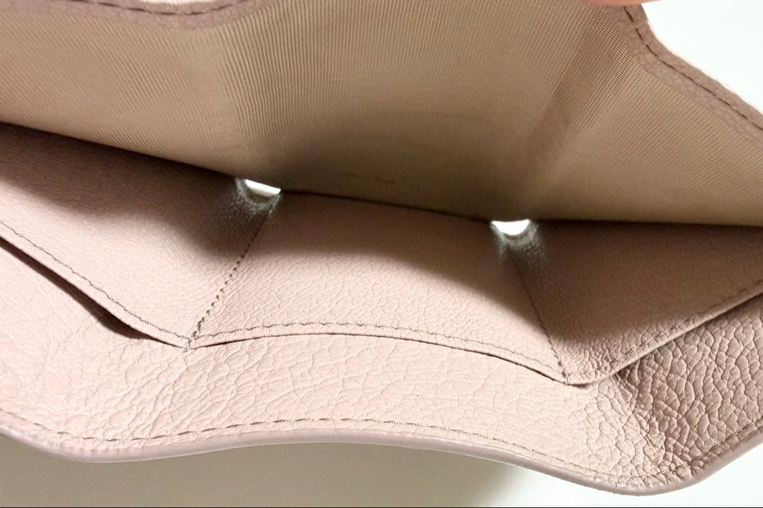 miu miu マドラスパール 三つ折財布