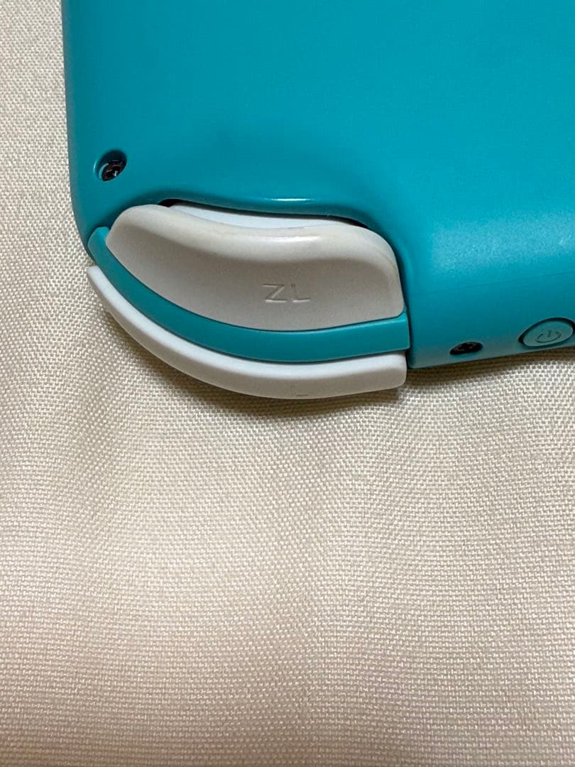Nintendo Switch Light ターコイズブルー