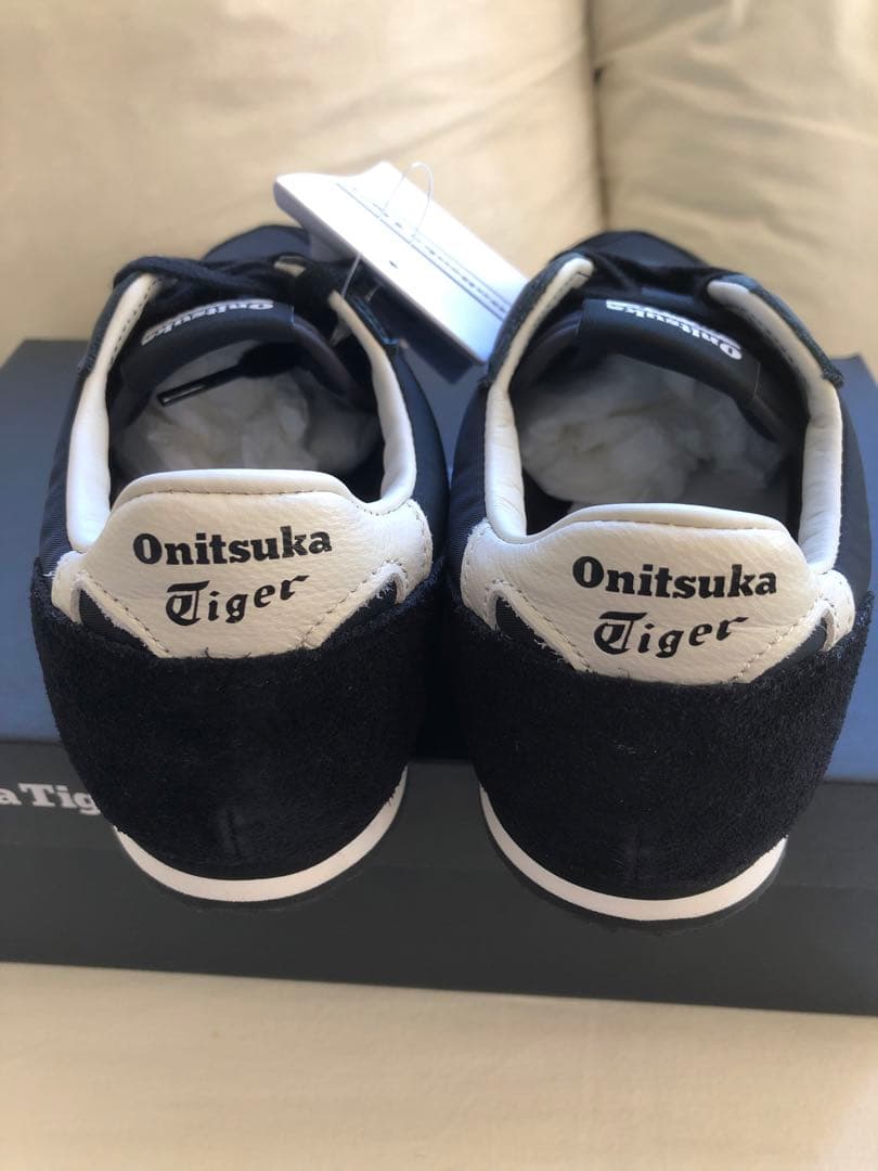 新品未使用！Onitsuka Tiger SERRANO CL ブラック/37