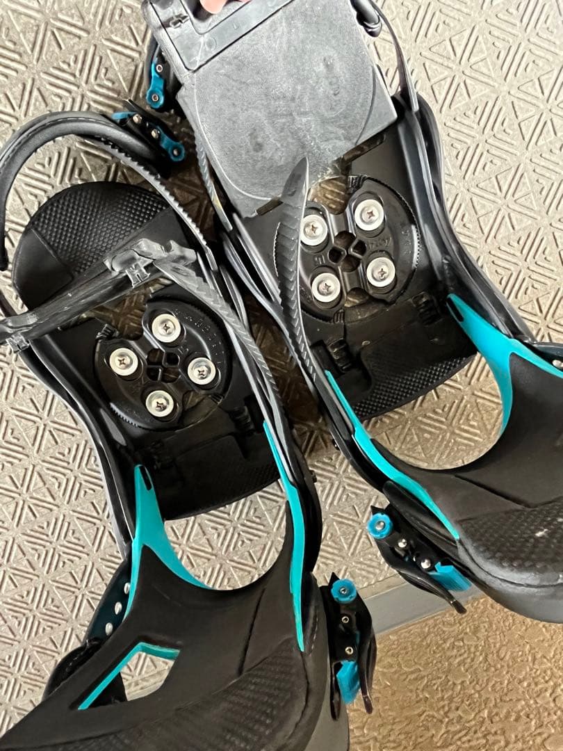 BURTONスノーボード ビンディングMサイズ