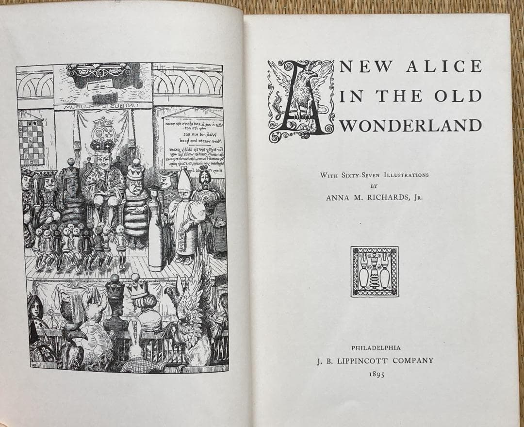 A New Alice in the Old Wonderland　アリス　洋書