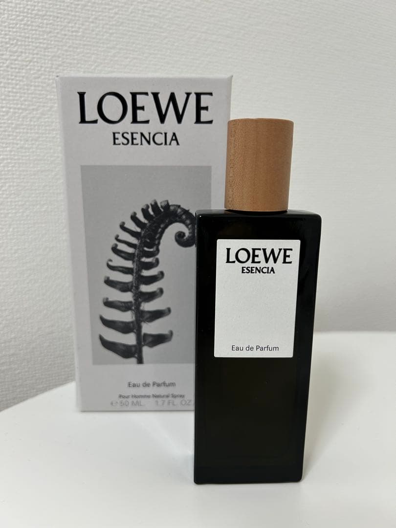 LOEWE 香水　ESENCIA
