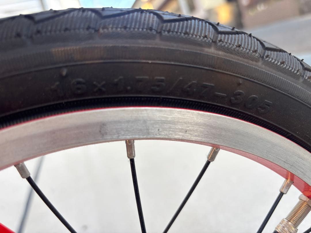 消防車デザイン　自転車 16インチ　美品