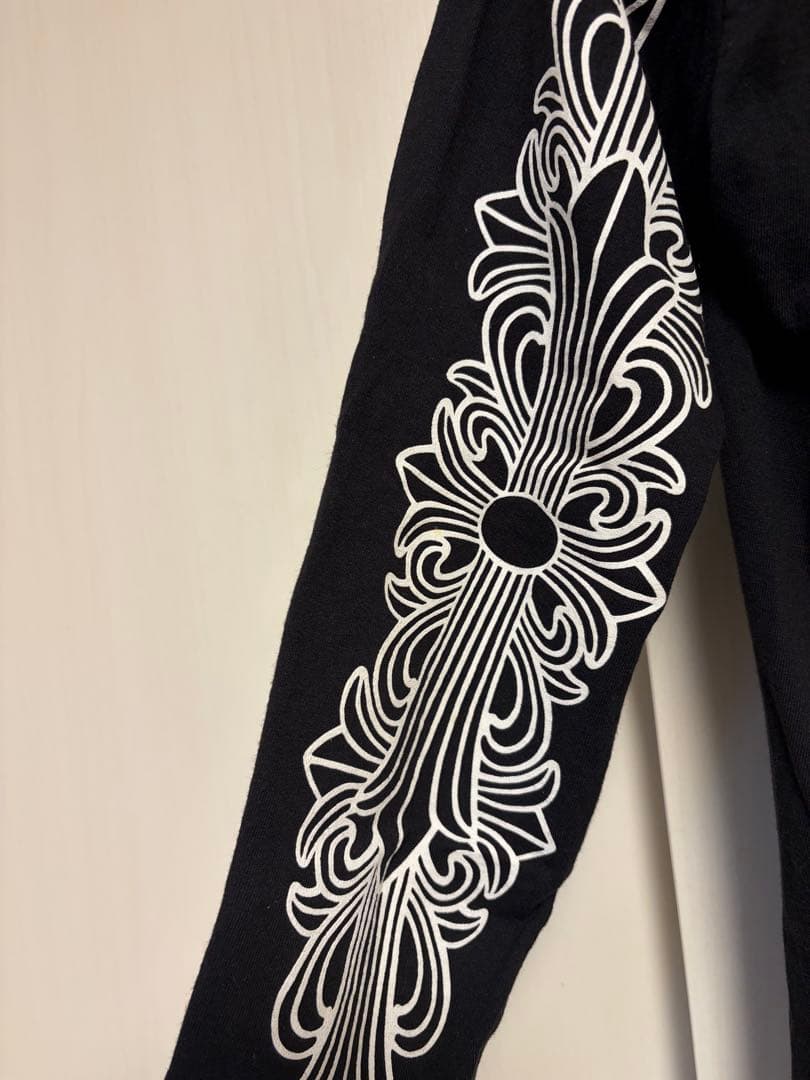 クロムハーツ　フローラルクロス　ホースシュー　ロンT