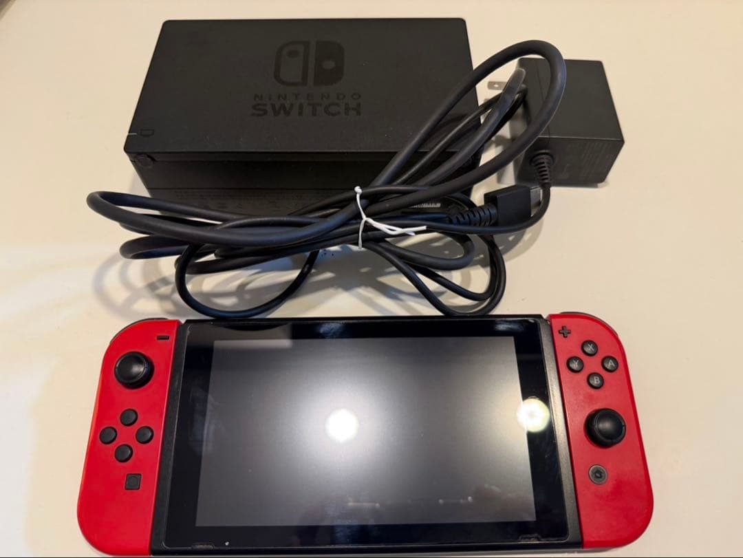 Nintendo Switch 赤色 本体 ACアダプタ付き