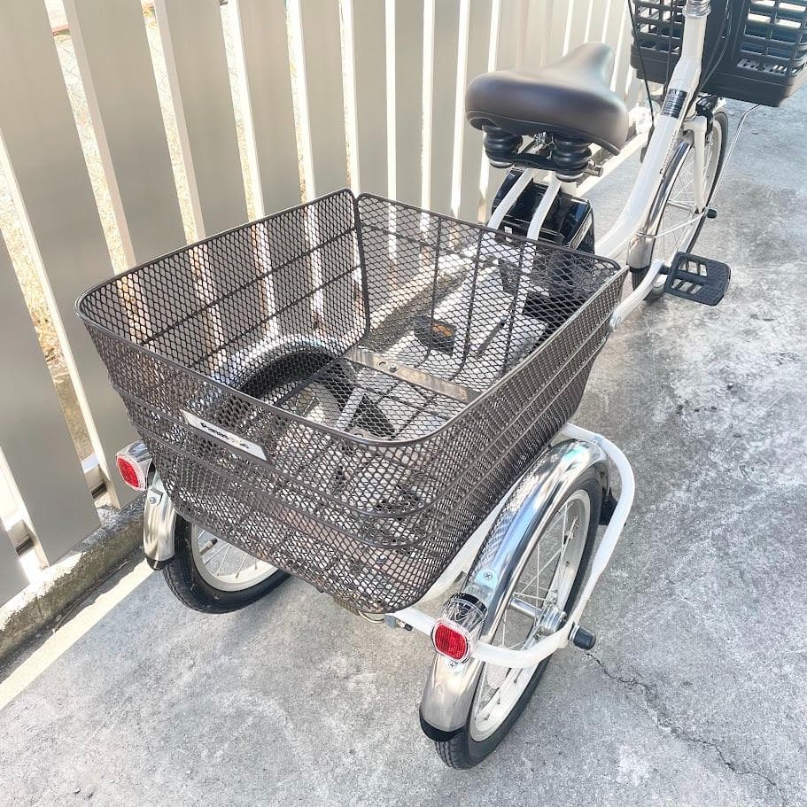 ●パナソニック● 電動アシスト三輪自転車 ビビライフ 大容量 BE-FU832F