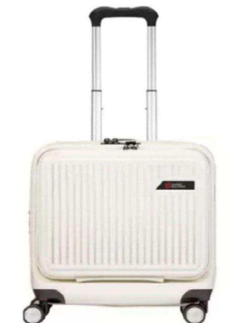 スイスミリタリー【SM-C318 18in】新品 キャリーケース スーツケース白