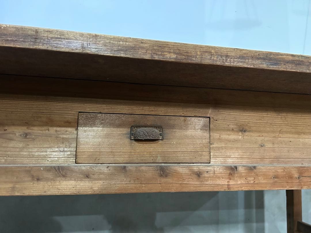 a ダイニングテーブル 引き出し 棚