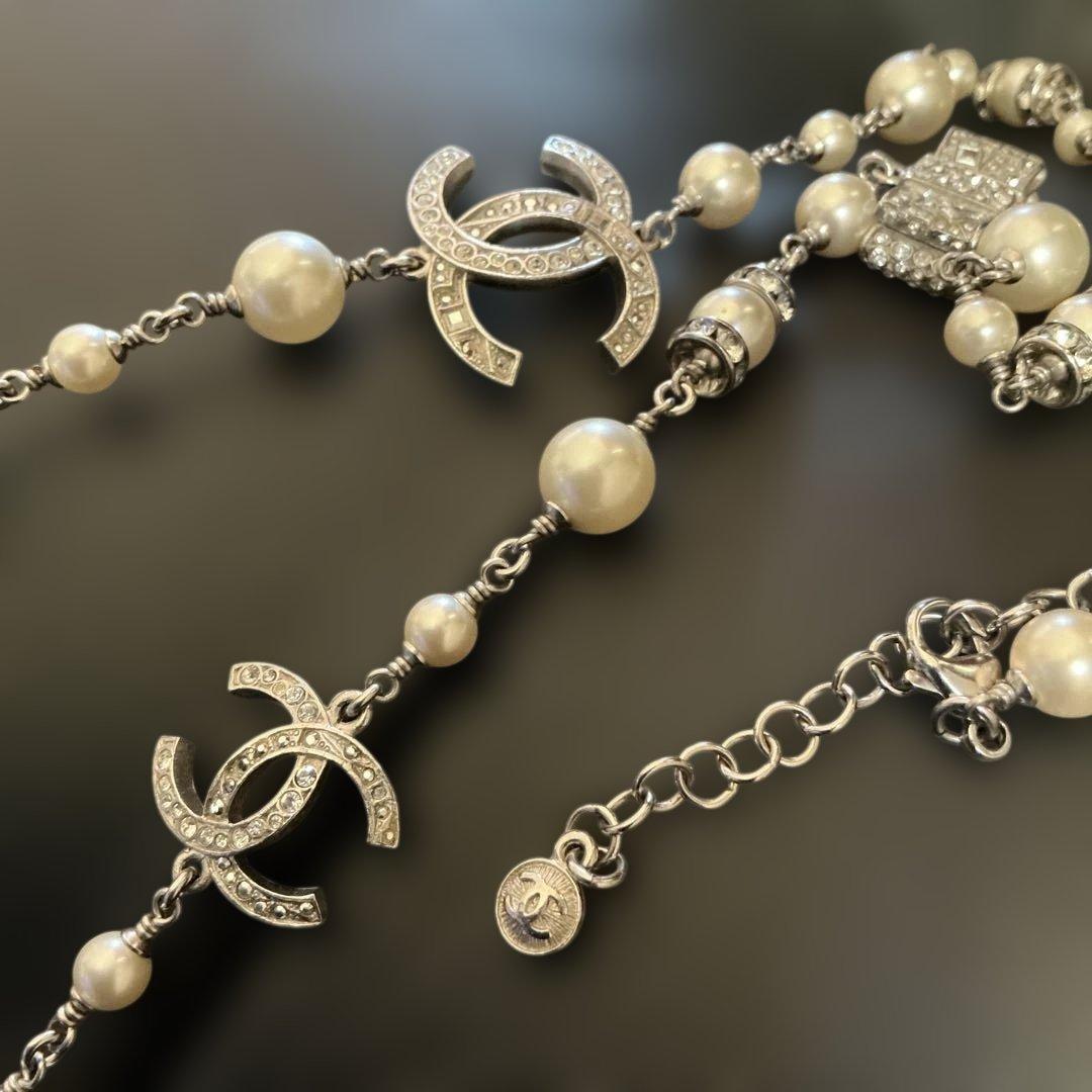 Chanel ロングネックレス パール シルバー