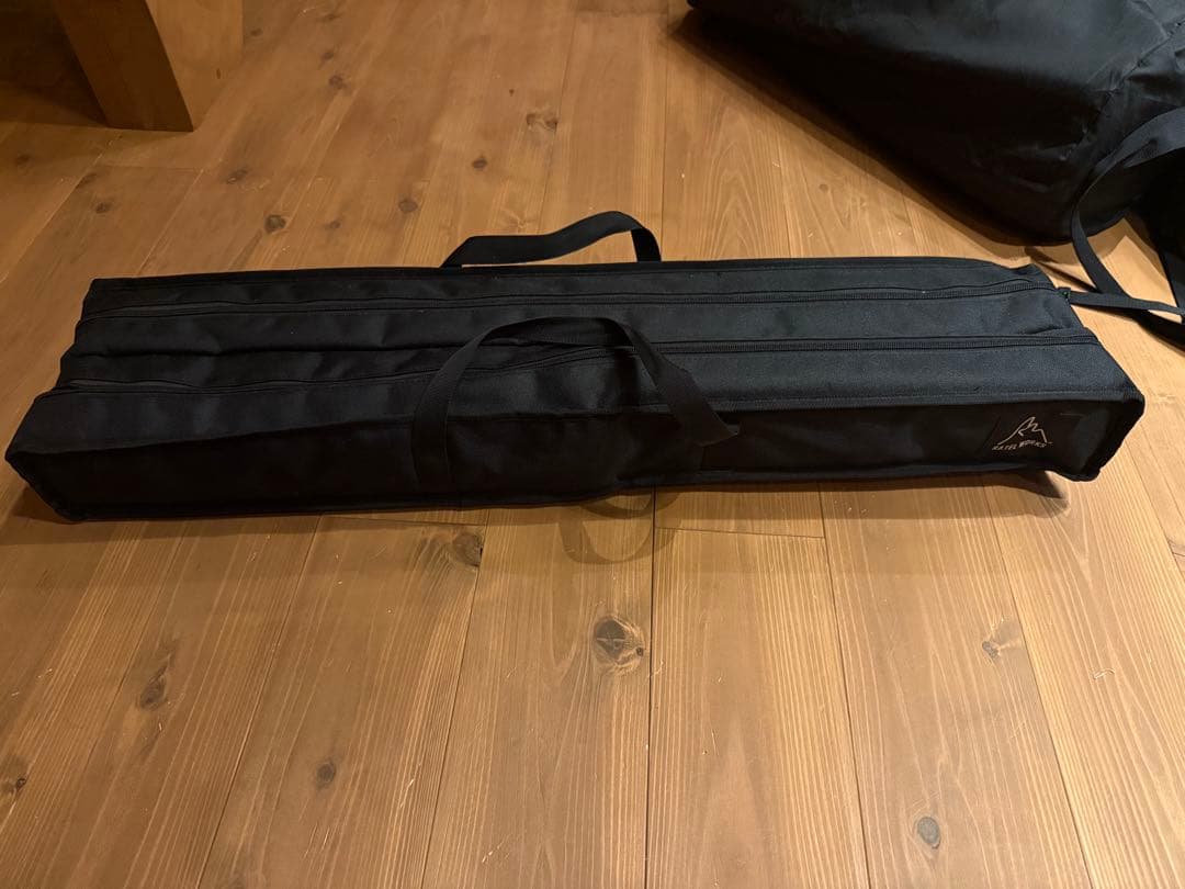 ラーテルワークス　ウッドパネルテーブル新品