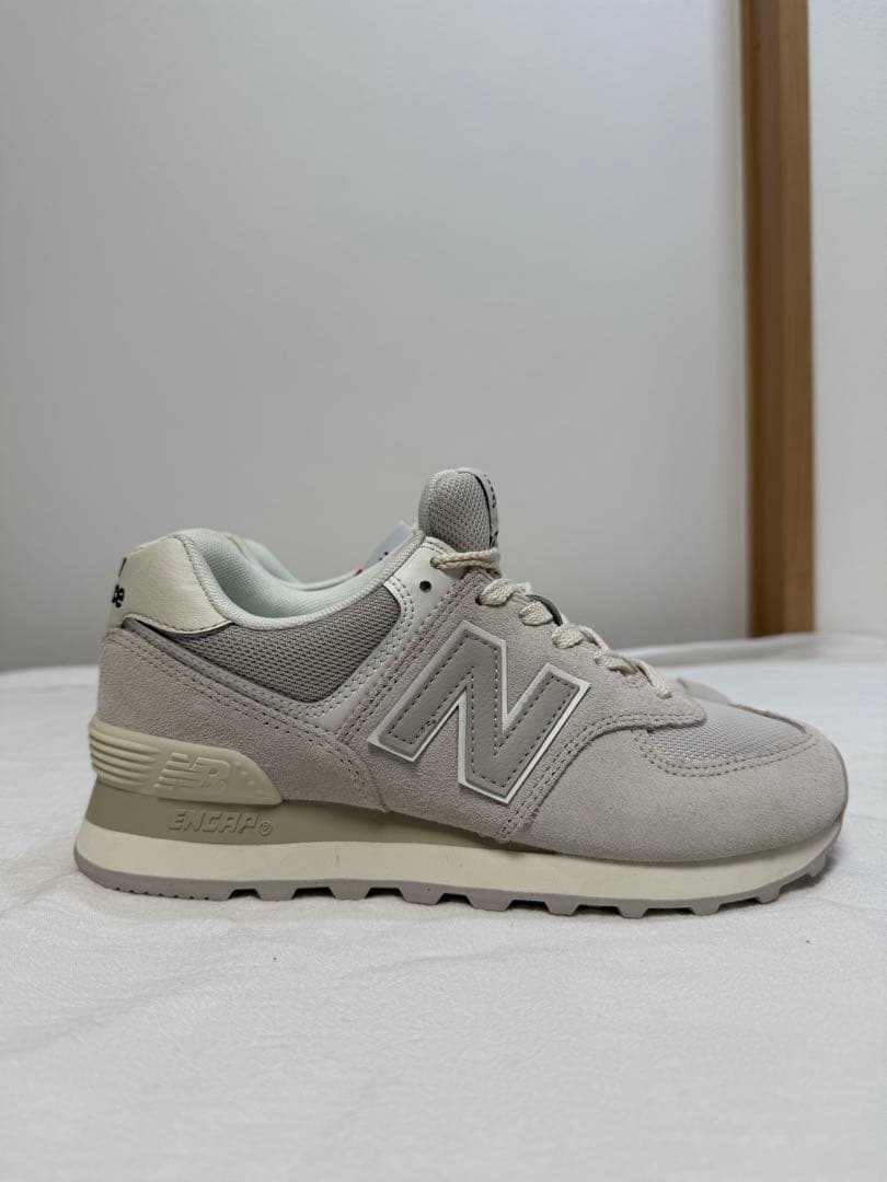 ニューバランス 2025年モデル スニーカー 574 ライトグレー 22cm