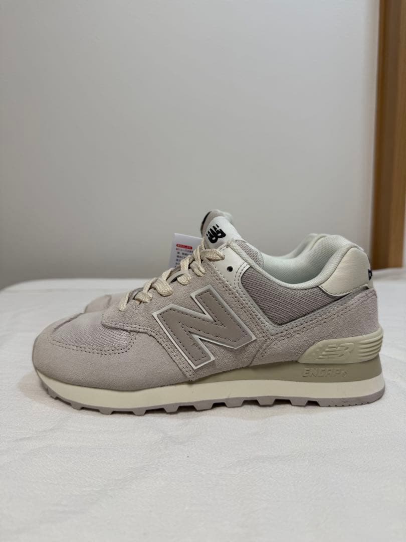 ニューバランス 2025年モデル スニーカー 574 ライトグレー 22cm