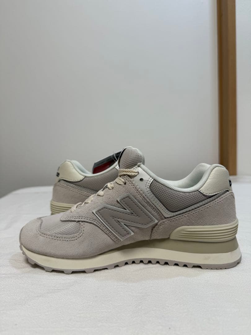ニューバランス 2025年モデル スニーカー 574 ライトグレー 22cm