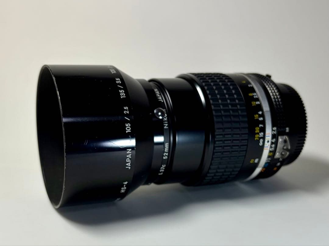 NIKKOR 105mm f/2.5 レンズ