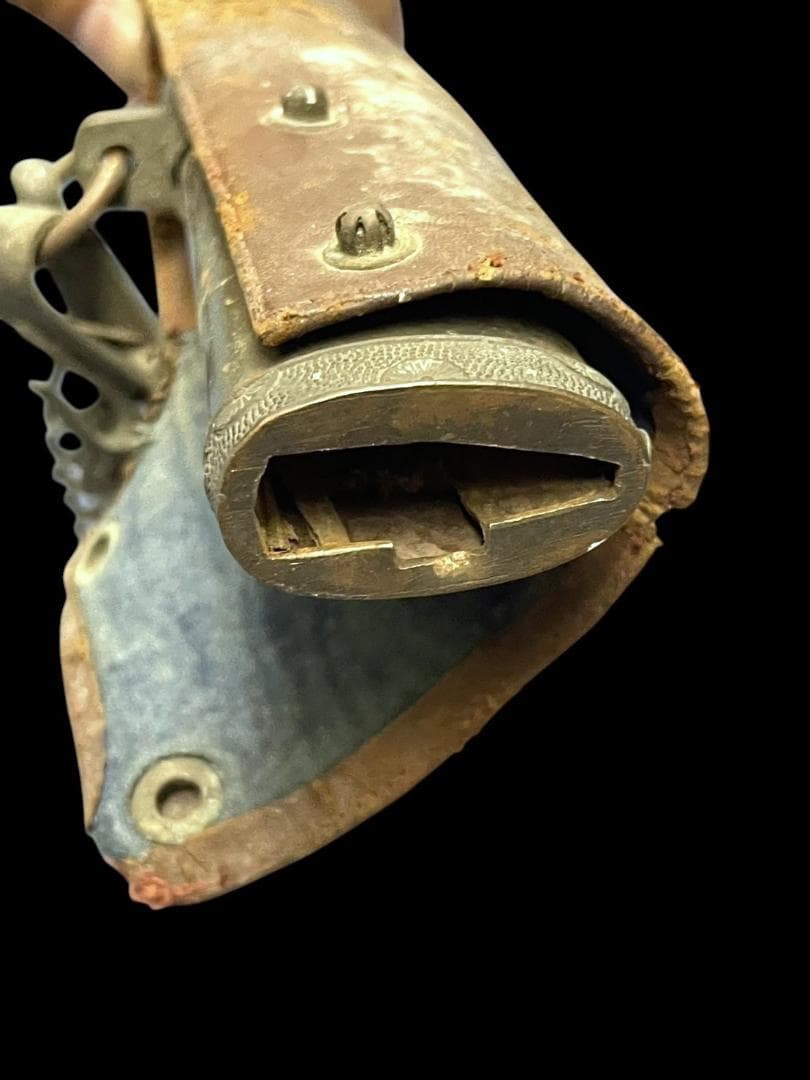 帝国陸軍 グルメット 軍刀 鞘 皮張り チェーン 旧日本軍 陸軍 骨董品 軍装