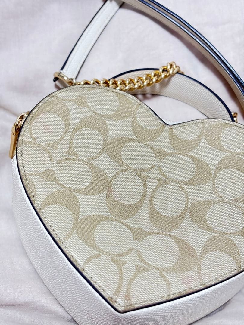COACH コーチ ハート型 ショルダーバッグ シグネチャー 保存袋付き 美品