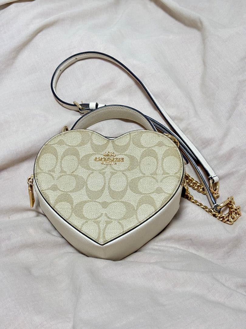 COACH コーチ ハート型 ショルダーバッグ シグネチャー 保存袋付き 美品