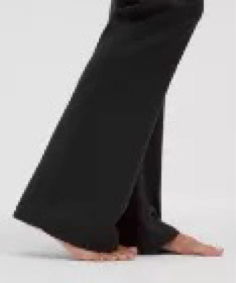 ルルレモンフレアパンツ 4