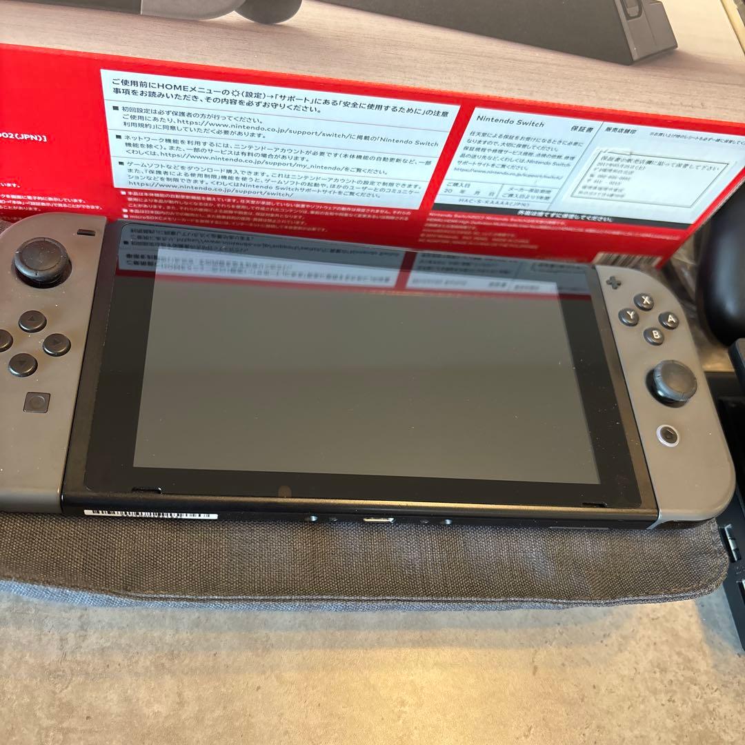 Switch Nintendo Switch本体　付属品全てあり