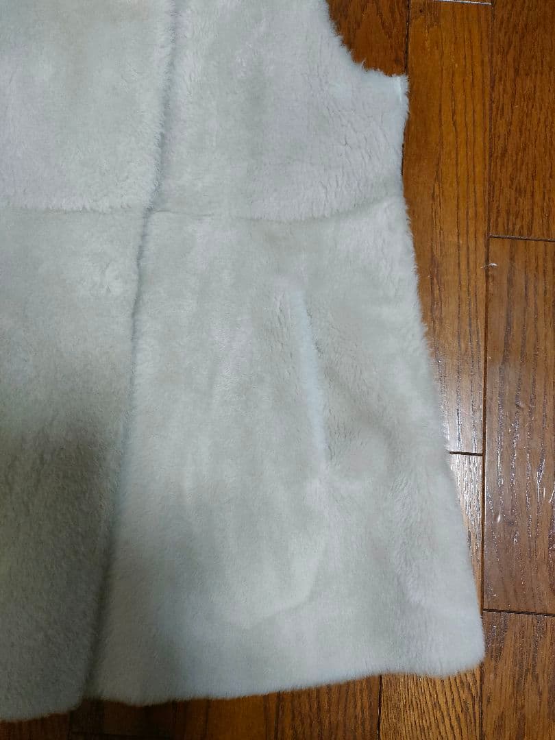 Traduireトラデュイール　羊革ムートンベスト　リバーシブルムートンジレ