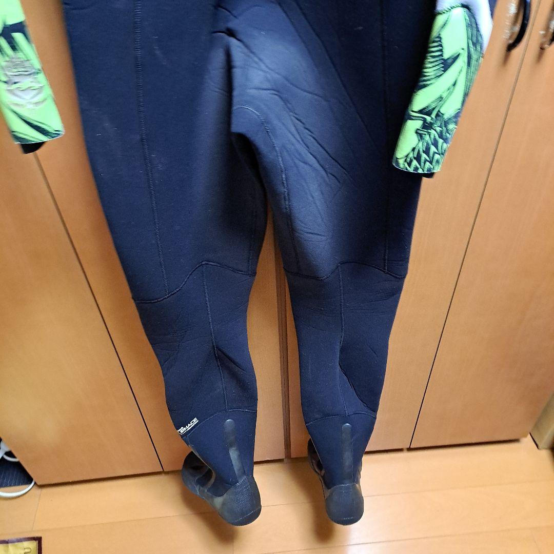 ドライスーツ　Billabong