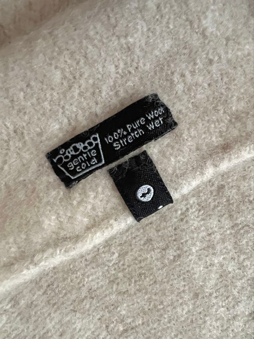 cecilie telle ハイネック　ポンチョ　オフホワイト