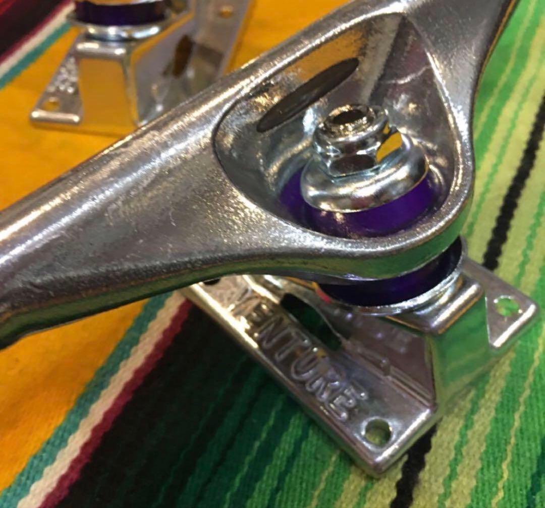 ventureベンチャースケートボードトラックvライト5.2HI定価11990円