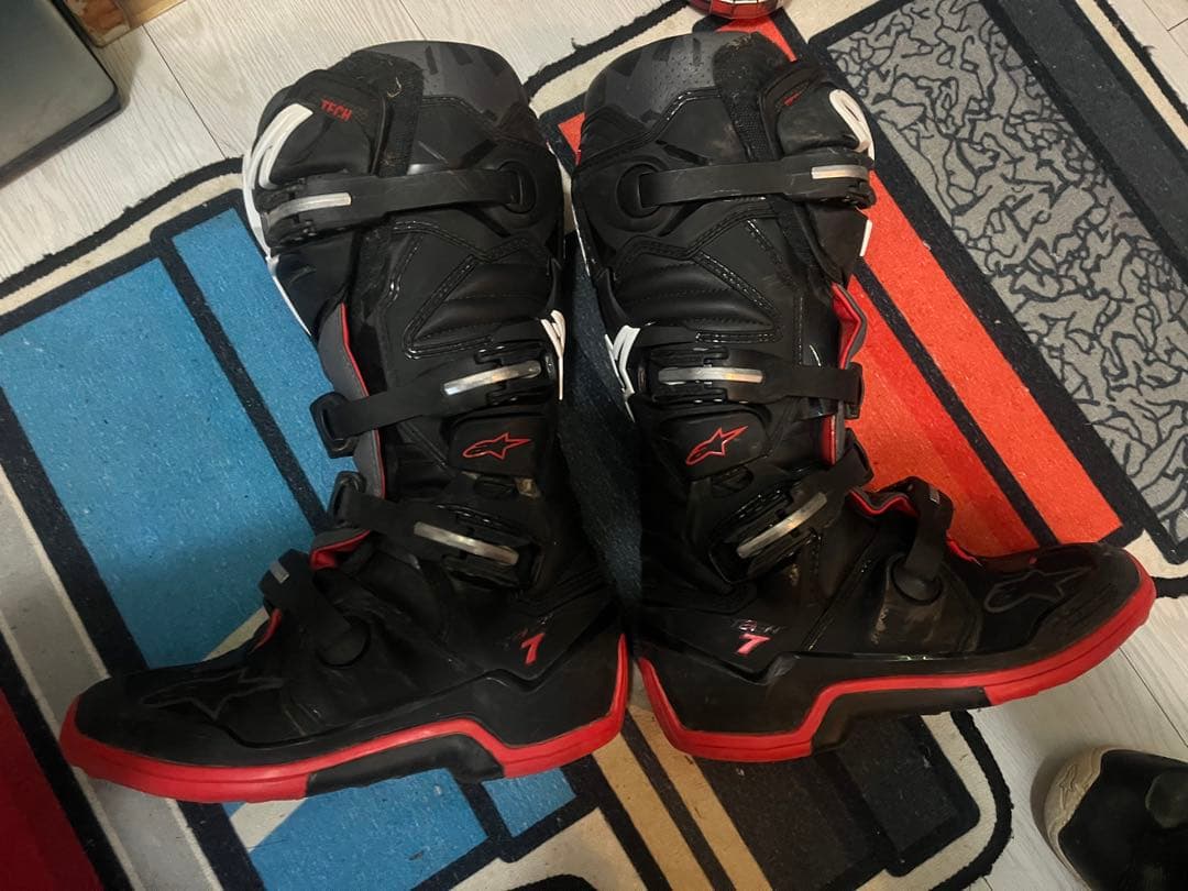 Alpinestars バイクブーツ ブラック/レッド テック7