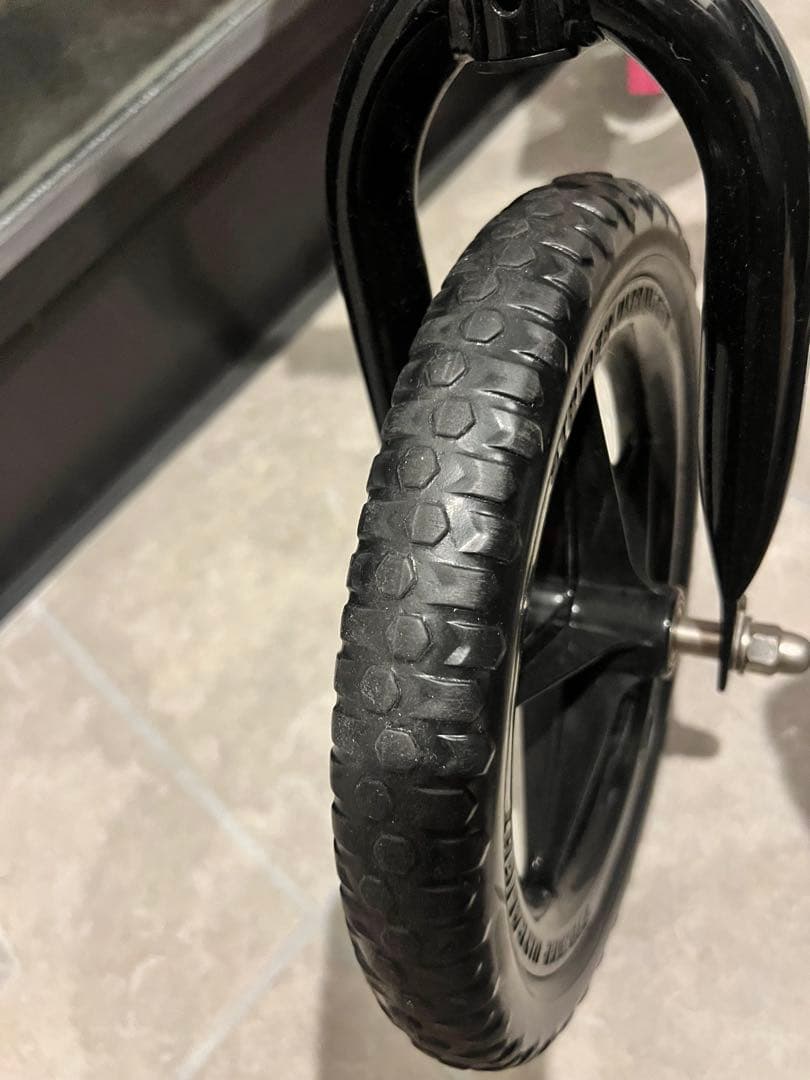 【美品】STRIDER Sports Model 12インチ ピンク